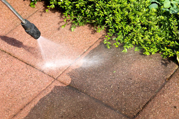 Best Deck Pressure Washing  in Bonsall, CA